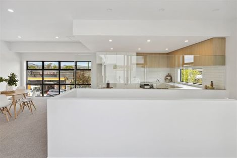 Photo of property in 3/91 Avalon Street, Richmond, Christchurch, 8013