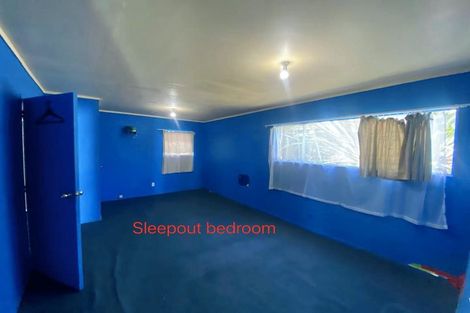 Photo of property in 155 View Road, Sunnyvale, Auckland, 0612