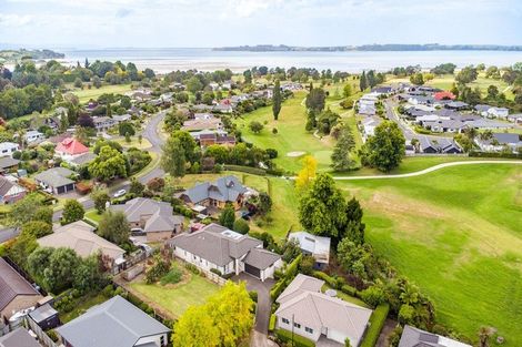 Photo of property in 38b Links View Drive, Omokoroa, 3114