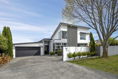 Photo of property in 7 O'connor Place, Burnside, Christchurch, 8053