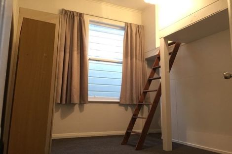 Photo of property in 104 Wallace Street, Mount Cook, Wellington, 6021