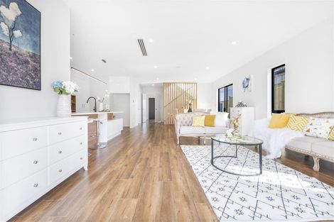 Photo of property in 25 Greenan Drive, Flat Bush, Auckland, 2019
