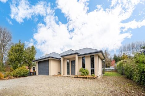 Photo of property in 65 Main North Road, Geraldine, 7930