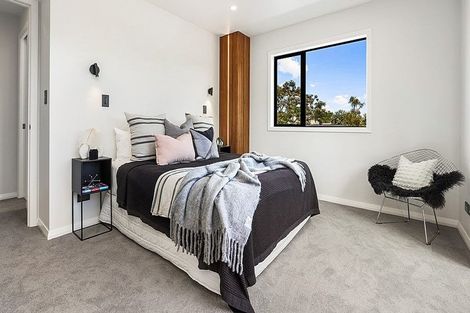 Photo of property in 3/64 Banbury Crescent, Fairfield, Hamilton, 3214