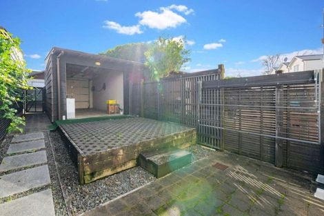 Photo of property in 42 Kirikiri Lane, East Tamaki, Auckland, 2013