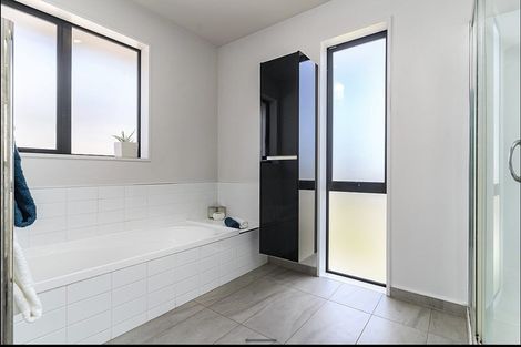 Photo of property in 38 Rawson Street, New Brighton, Christchurch, 8083