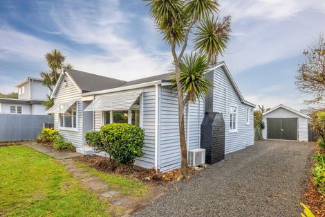 Photo of property in 7 Estuary Road, New Brighton, Christchurch, 8061