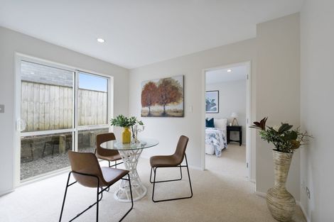 Photo of property in 79 San Valentino Drive, Henderson, Auckland, 0612