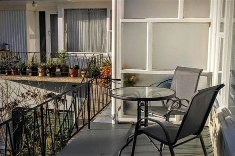 Photo of property in 2/61a Balmoral Road, Mount Eden, Auckland, 1024