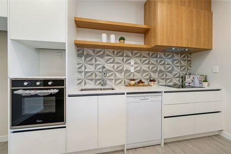 Photo of property in 26 Puhikawa Street, Massey, Auckland, 0614