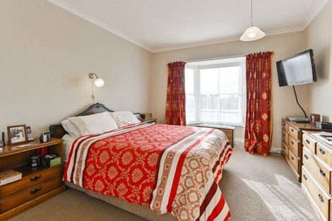 Photo of property in 72a Te Mata Road, Havelock North, 4130