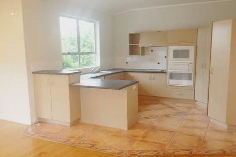 Photo of property in 24 Ayr Road, Pakuranga, Auckland, 2010