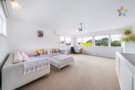 Photo of property in 18 Kauri Street, Eastbourne, Lower Hutt, 5013