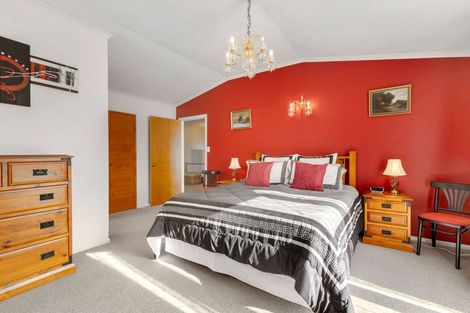 Photo of property in 5/1 Angle Street, Picton, 7220