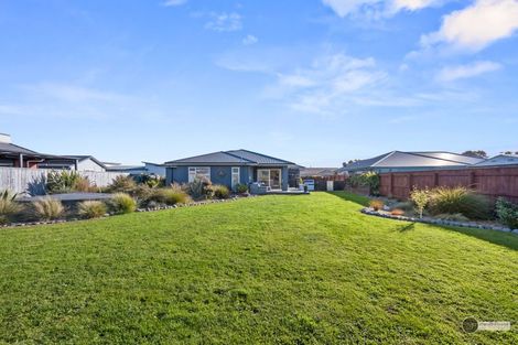 Photo of property in 11 Te Wiremu Lane, Otaki, 5512