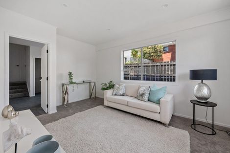 Photo of property in 68 Weatherly Road, Torbay, Auckland, 0630