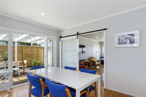 Photo of property in 46 Pitau Road, Mount Maunganui, 3116