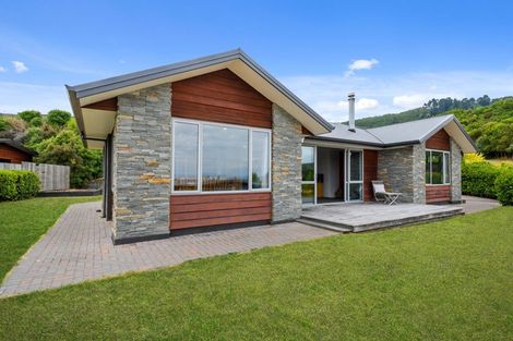 Photo of property in 4 Kestrel Lane, Kinloch, Taupo, 3377