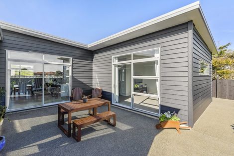 Photo of property in 37 Hudson Place, Paraparaumu, 5032