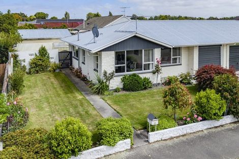 Photo of property in 11 Freebairn Street, Redwood, Christchurch, 8051