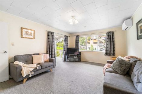 Photo of property in 8 Newstead Avenue, Browns Bay, Auckland, 0632