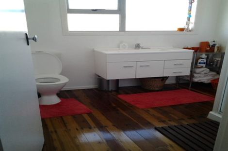 Photo of property in 2/21 Bloomfield Terrace, Hutt Central, Lower Hutt, 5010