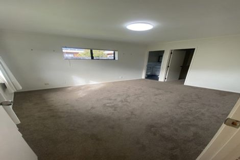 Photo of property in 21 Septimus Place, Henderson, Auckland, 0612