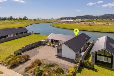Photo of property in 20 Ngaroma Crescent, Whitianga, 3510