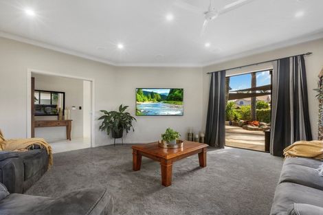 Photo of property in 2 Santa Monica Drive, Papamoa Beach, Papamoa, 3118