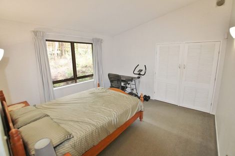 Photo of property in 29 Pluto Place, Beach Haven, Auckland, 0626