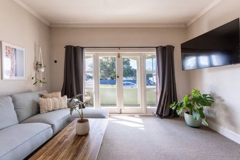 Photo of property in 46 Swinburn Street, Dannevirke, 4930