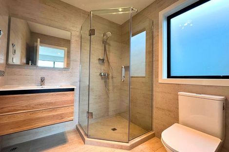 Photo of property in 2c Derrett Place, Mangere Bridge, Auckland, 2022