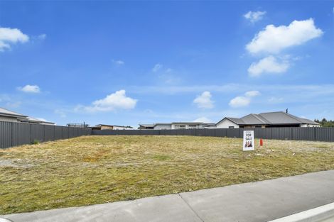 Photo of property in 73 Lakeland Avenue, Twizel, 7901