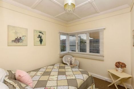Photo of property in 16 Sanders Avenue, Westown, New Plymouth, 4310