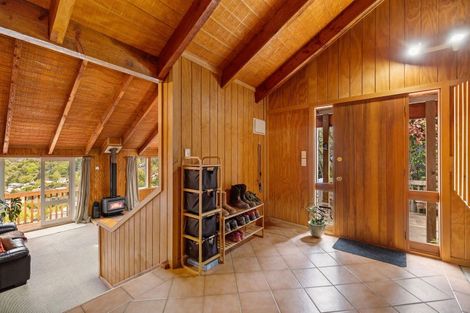 Photo of property in 32b Mackinnon Terrace, Sunshine Bay, Queenstown, 9300