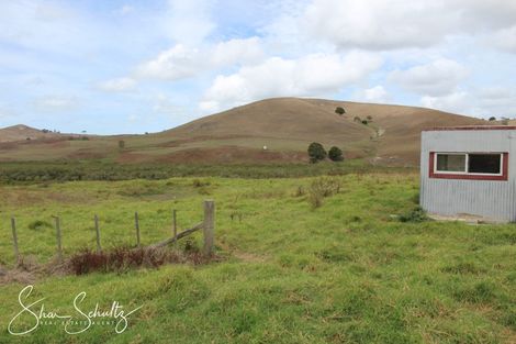 Photo of property in 215c Heatley Road, Whakapirau, 0583