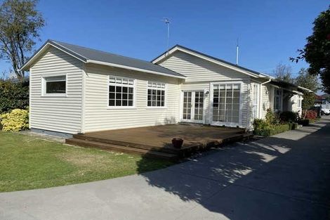 Photo of property in 38 Alpha Avenue, Strowan, Christchurch, 8052
