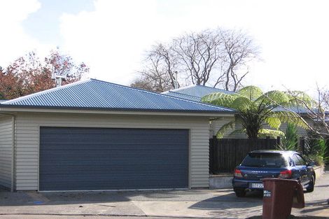 Photo of property in 19 Cremorne Avenue, Hokowhitu, Palmerston North, 4410