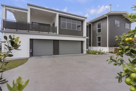 Photo of property in 1312 Papamoa Beach Road, Papamoa Beach, Papamoa, 3118
