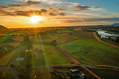 Photo of property in 51 Tuamarina, Tuamarina, Blenheim, 7273