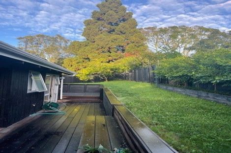 Photo of property in 1/41 Ravenwood Drive, Forrest Hill, Auckland, 0620