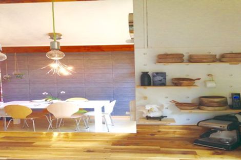 Photo of property in 35 Leinster Avenue, Raumati South, Paraparaumu, 5032