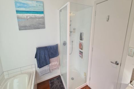 Photo of property in 2/50 Manuka Road, Glenfield, Auckland, 0629