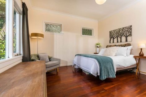 Photo of property in 20 Marae Road, Greenhithe, Auckland, 0632