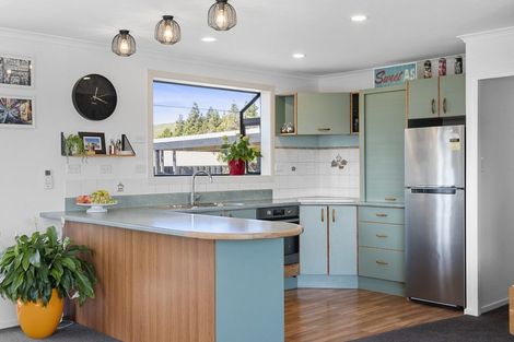 Photo of property in 14 Flinders Place, Welcome Bay, Tauranga, 3112