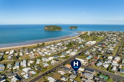 Photo of property in 229b Ocean Road, Whangamata, 3620