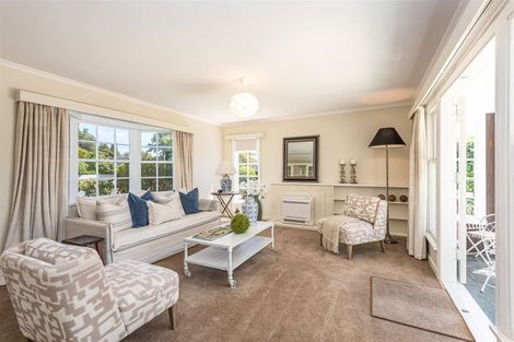 Photo of property in 37 Wai-iti Terrace, Burnside, Christchurch, 8052