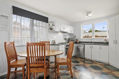 Photo of property in 12 Whitmore Road, Mount Roskill, Auckland, 1041