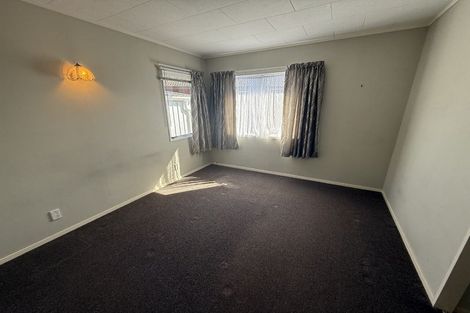Photo of property in 3 Rosemead Place, Randwick Park, Auckland, 2105