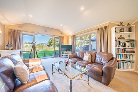 Photo of property in 196 Tutere Street, Waikanae Beach, Waikanae, 5036